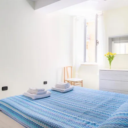 Centro Storico Oltretorrente Apartment