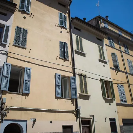 Lägenhet Centro Storico Oltretorrente